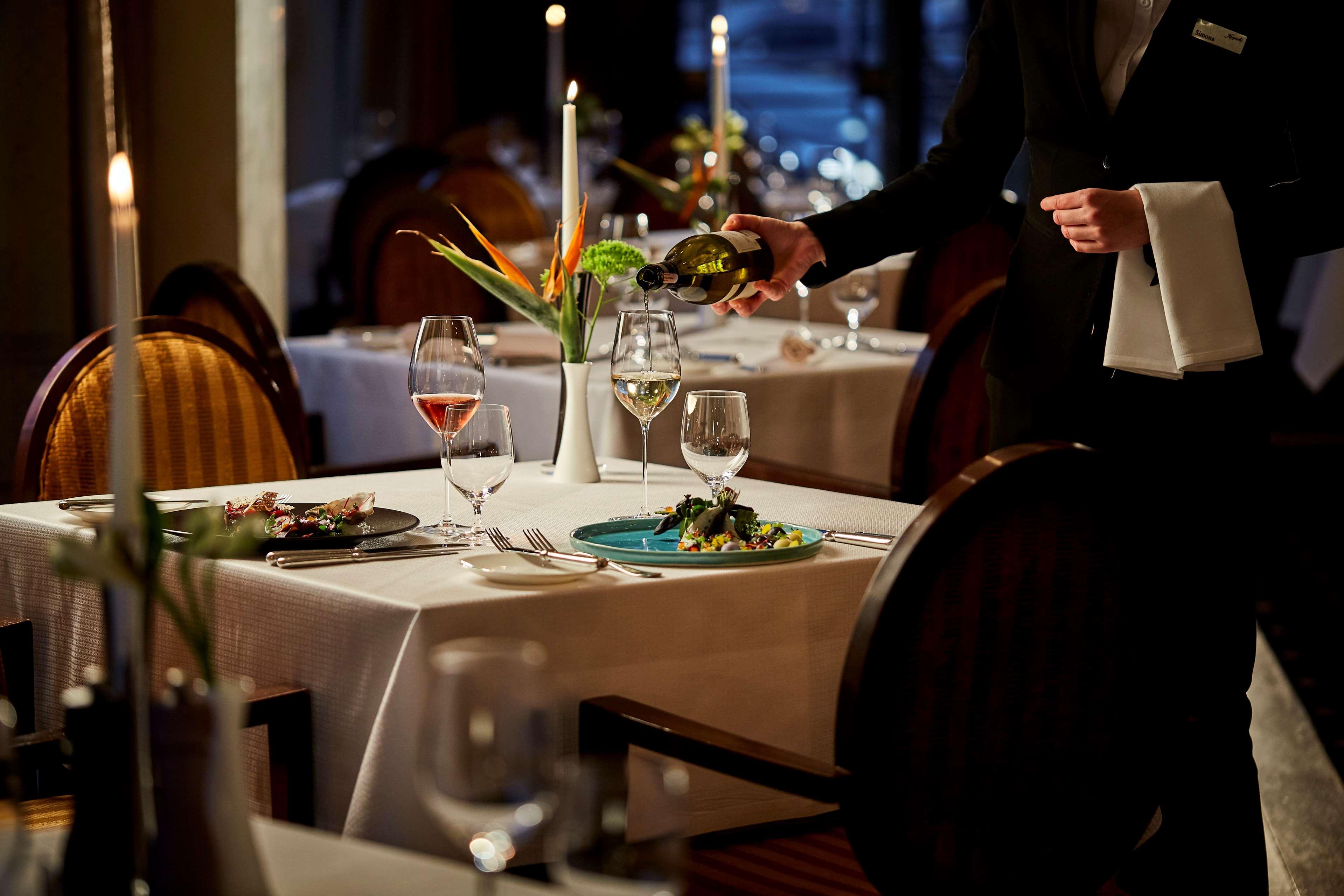 Hotel Grand Vilnius, Curio Collection By Hilton