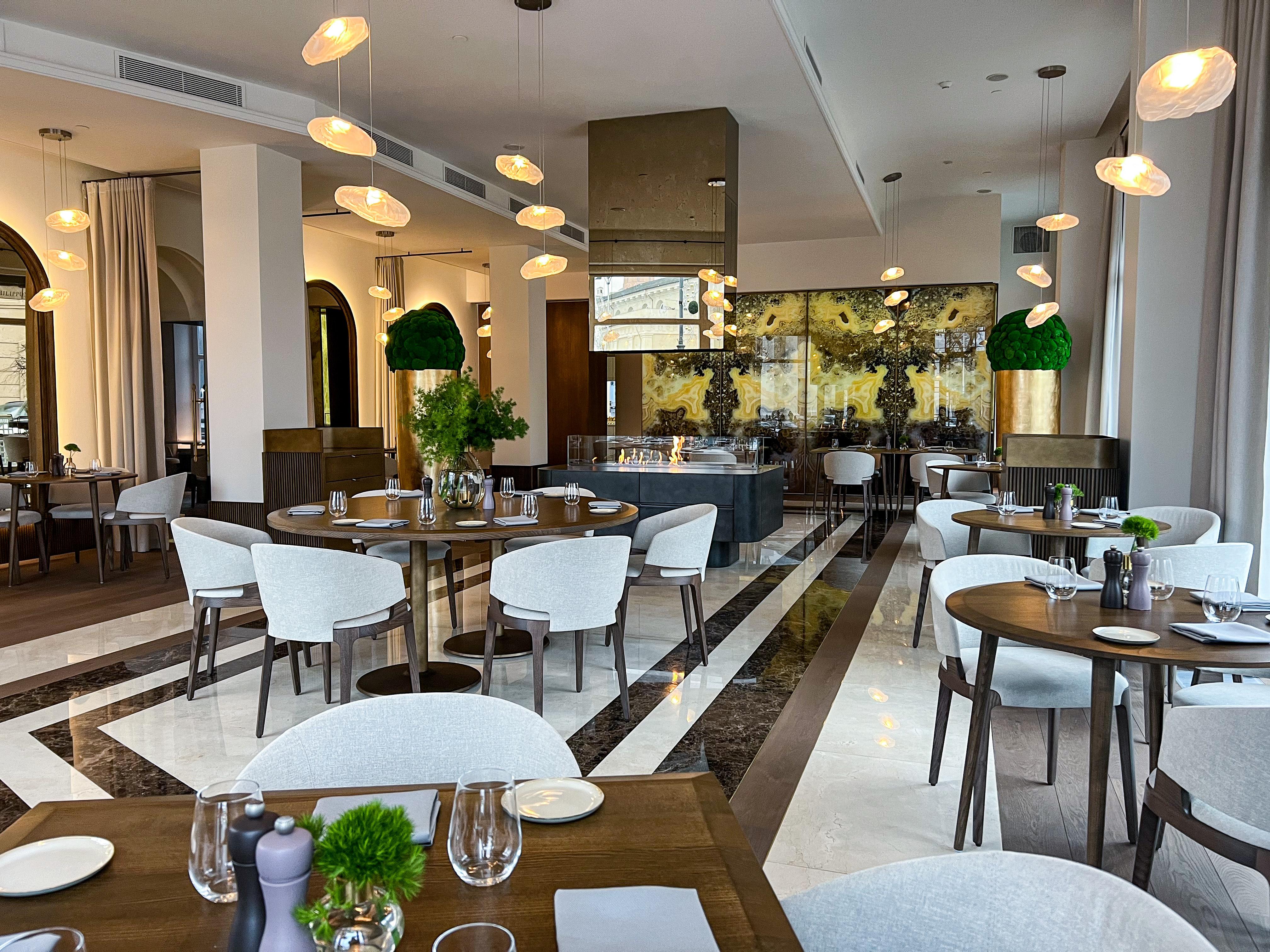 Grand Vilnius, Curio Collection By Hilton 5* Wilna