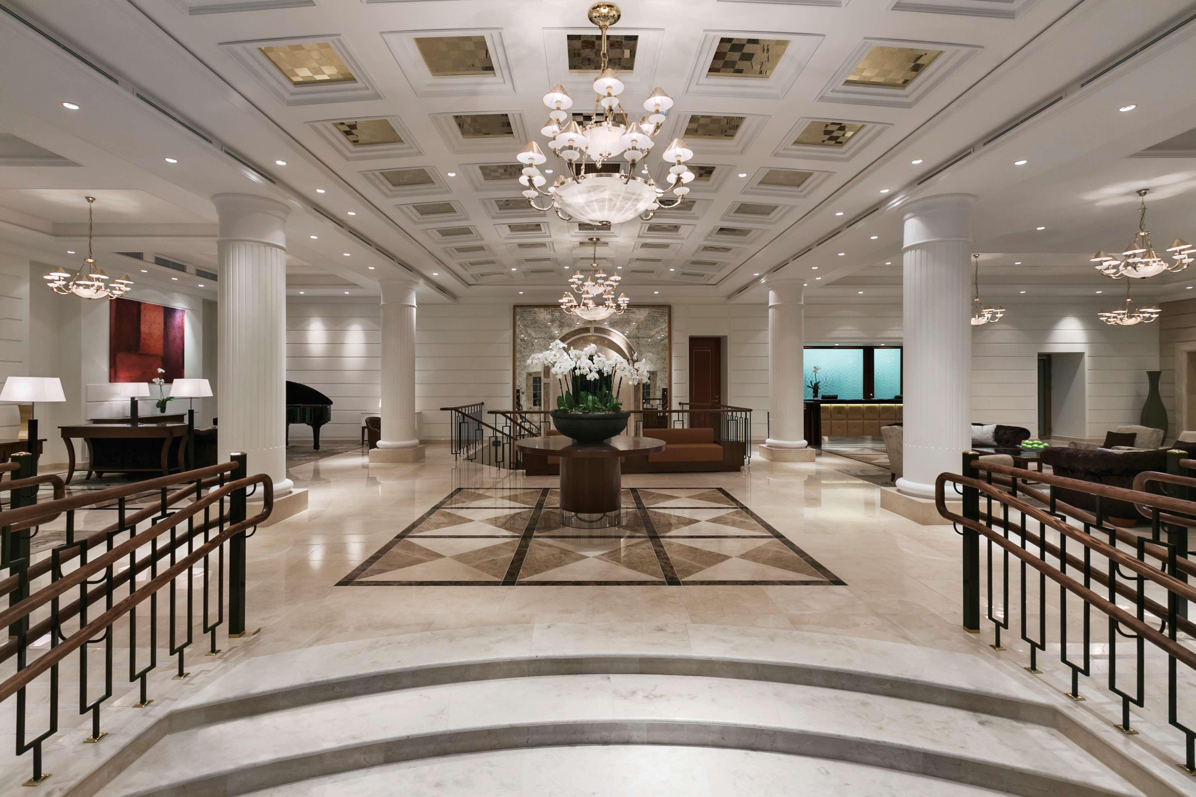 Hotel Grand Vilnius, Curio Collection By Hilton 5*