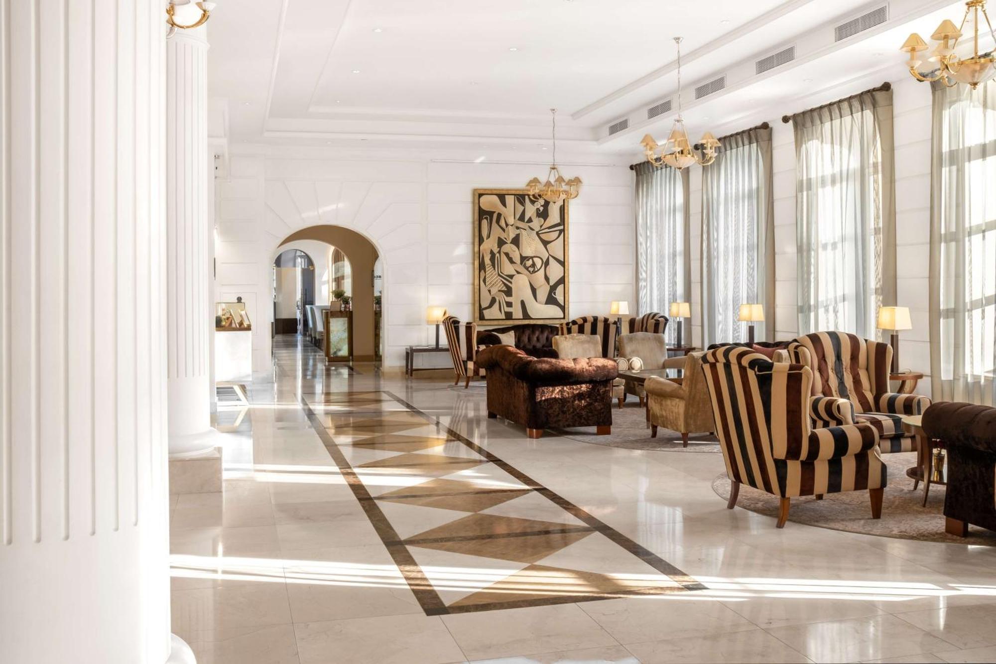 Grand Vilnius, Curio Collection By Hilton 5* Wilna