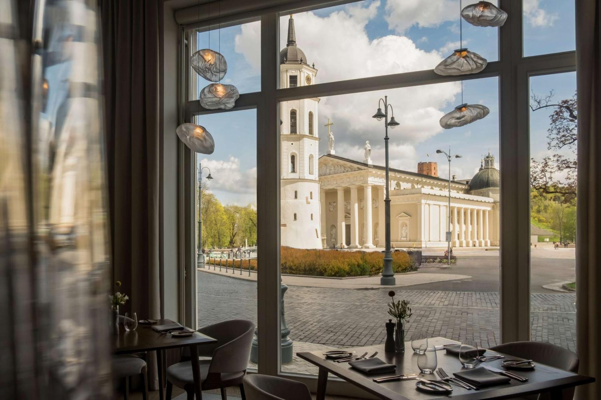 Grand Vilnius, Curio Collection By Hilton 5* Wilna
